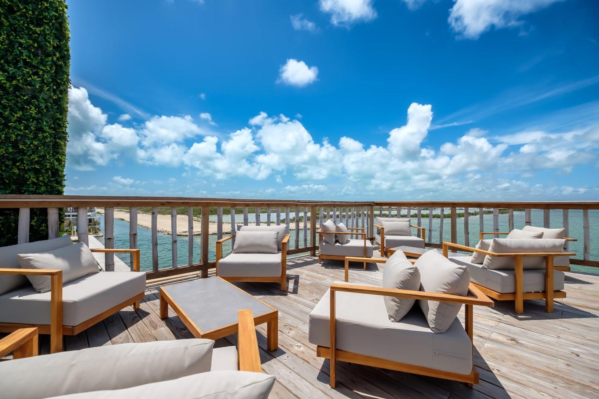 Aruna Resort & Villas Сан Педро Екстериор снимка