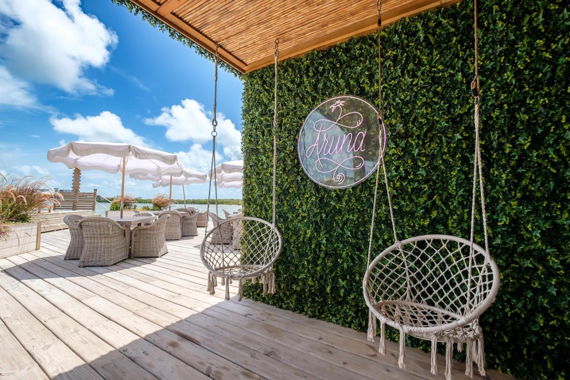 Aruna Resort & Villas Сан Педро Екстериор снимка