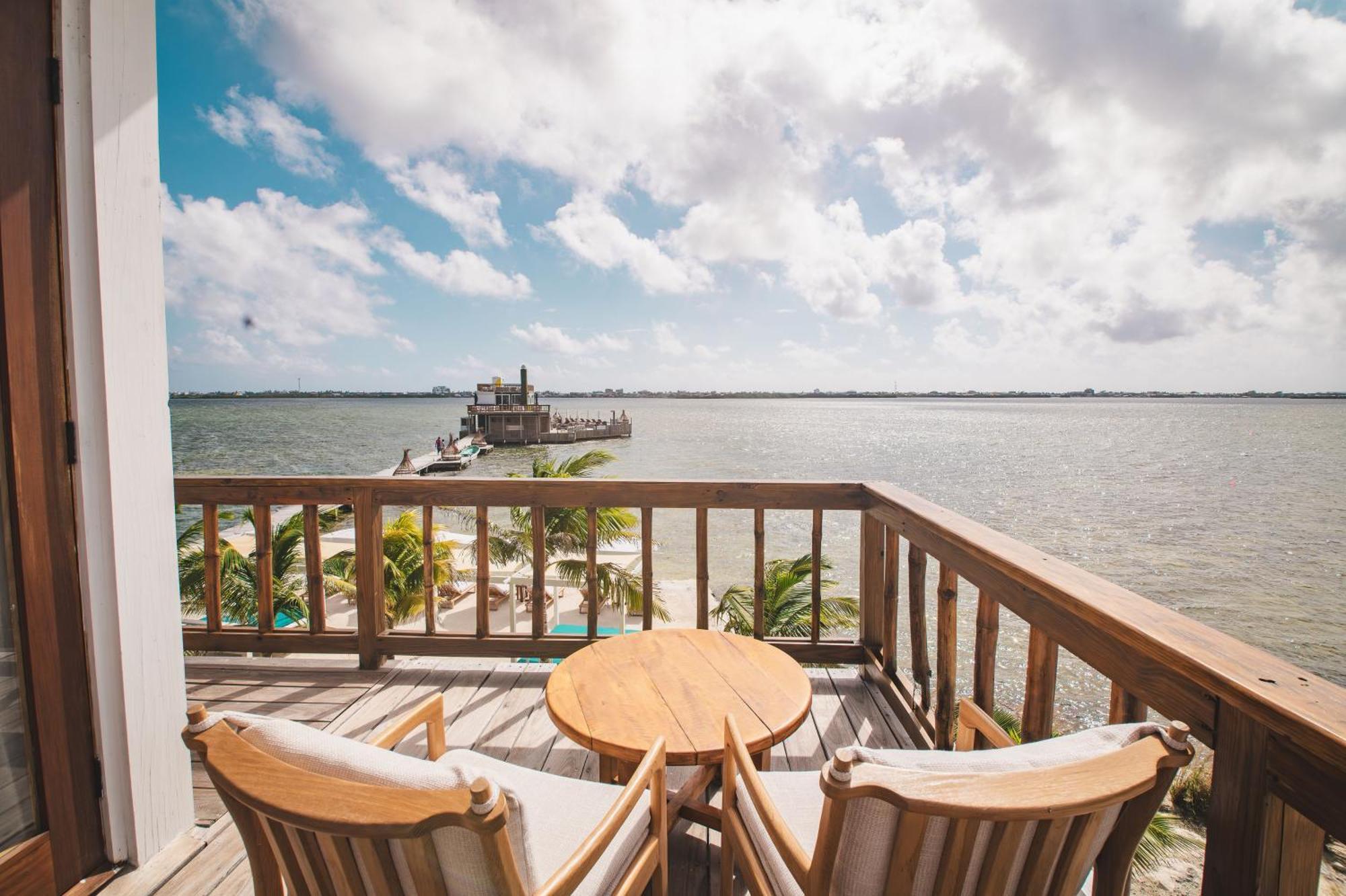 Aruna Resort & Villas Сан Педро Екстериор снимка